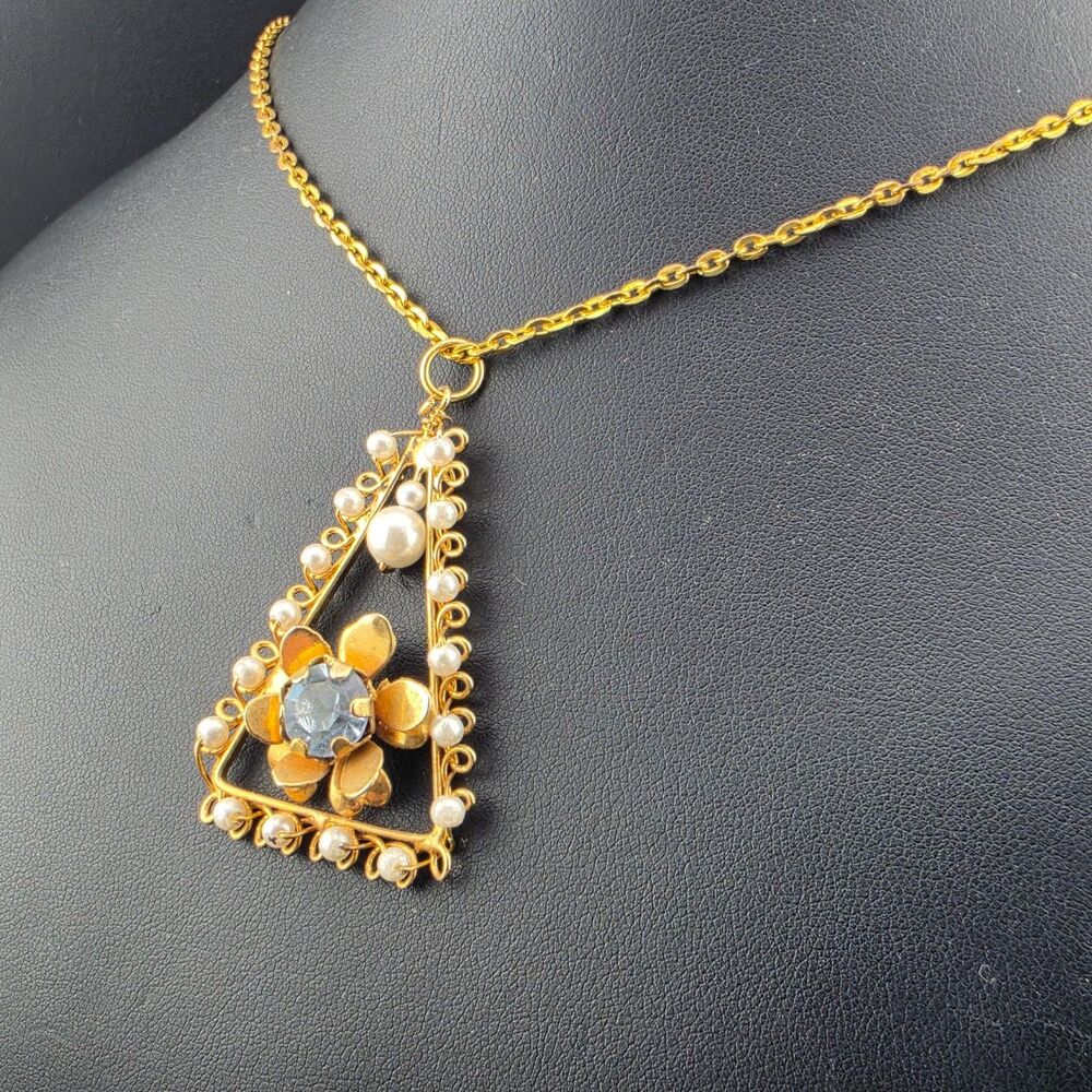 Vintage Baby Blue Crystal Faux Pearl Pendant 20" Gold Plated Chain Necklace